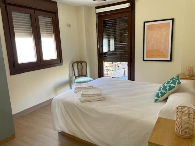 Casita Independiente Y Tres Apartamentos Con Piscina Ladeira Playa Байона Екстер'єр фото